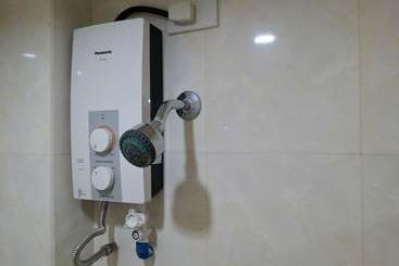 هتل Benjie S Place