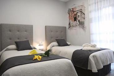 پانسیون Hostal Rural Villa De Mendavia