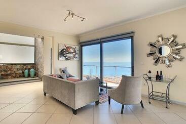 Villa Moniz By Lovelystay