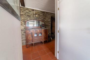 تختخواب و صبحانه Quinta Da Estrada Winery Douro Valley