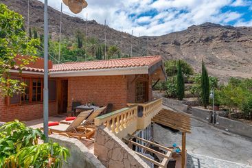 Casa De Vacaciones Con Piscina Compartida En Mogán Ii