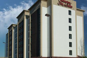 فندق Hampton Inn & Suites Jackson Coliseum