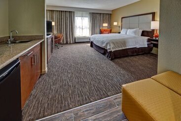 هتل Hampton Inn By Hilton Concord/kannapolis
