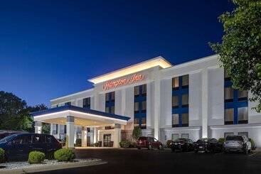 هتل Hampton Inn Hot Springs