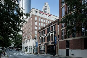 هتل Hampton Inn & Suites Atlantadowntown