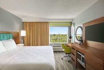 هتل Hampton Inn & Suites Ft. Lauderdale Arpt/south Cruise Port