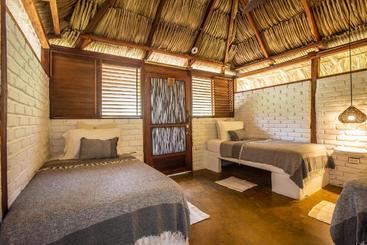 هتل Gitana Del Mar Boutique Beach Resort