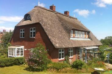 펜션 Gästehaus Kapitän Jan Ricklefs
