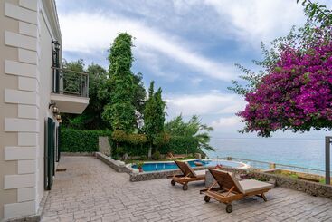 آپارتمانهای توریستها Villa Benele