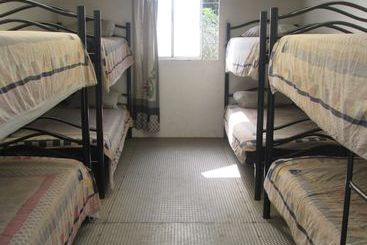 Campamento Quimpi Hostel