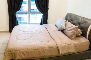 Summerton Luxury Suites By D Imperio Homestay