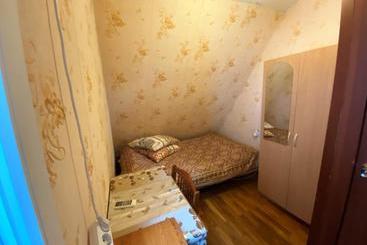 膳宿费 Na Vzletnaya 16 Guest House