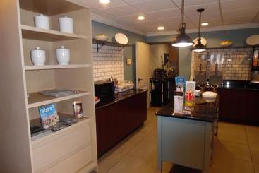 هتل Country Inn & Suites By Radisson, Jacksonville I95 South, Fl