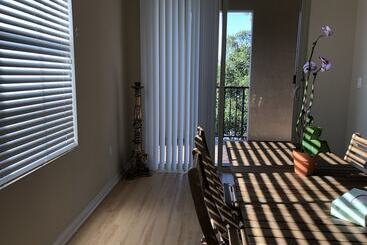 آپارتمانهای توریستها Resort Style Luxury 2bd Suite In Irvine S Spectrum Center