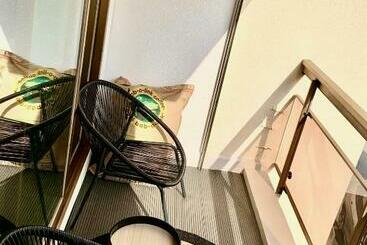 Appartement Tout Neuf Vieil Antibes