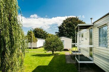 ホテル Axe Vale Caravan Park