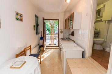 Apartment Primosten Studio