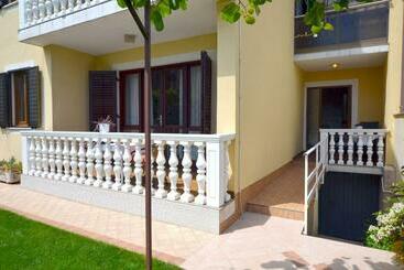 Apartments Ederina