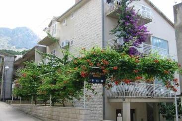 Apartment Lidija