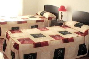 Spacious Apartment In Cullera With Mountain View