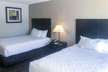 Отель Clarion Inn And Events Center Pueblo North
