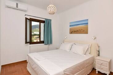 آپارتمانهای توریستها Villa Trifylia