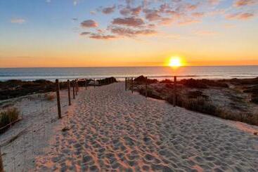 Apartamentos turísticos Summer Breeze Holiday Or Business Apartment