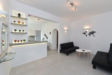 آپارتمانهای توریستها The Local House