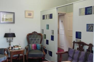 تختخواب و صبحانه Pearse Lodge