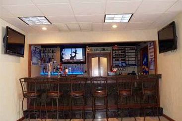 Clarion Hotel Buffalo Airport