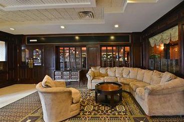 Clarion Hotel And Conference Center Harrisburg West