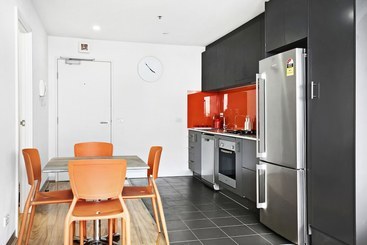 Joyce, 1bdr Southbank Apartment
