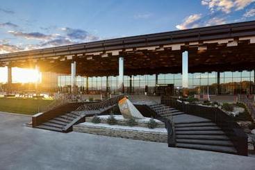 בית מלון כפרי Tigre De Cristal Resort & Casino Vladivostok
