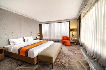 בית מלון כפרי Tigre De Cristal Resort & Casino Vladivostok