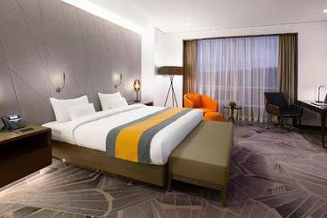 בית מלון כפרי Tigre De Cristal Resort & Casino Vladivostok