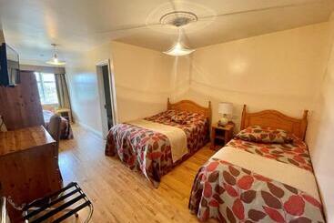 Пансион Goldendawn Guest House