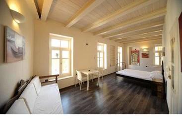 پانسیون Novecento Studios
