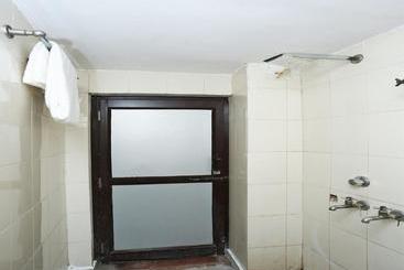 هتل Capital O 28650 Nikhil Regency