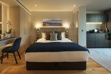 Hotel Tower Suites By Blue Orchid