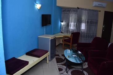 هتل Oau Conference Centre & Guest Houses Ltd