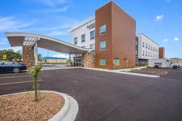 فندق Fairfield Inn & Suites Whitewater