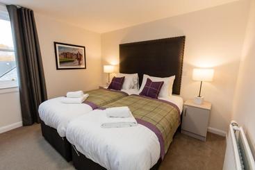 The Dalkeith  By Pillow