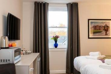 The Dalkeith  By Pillow