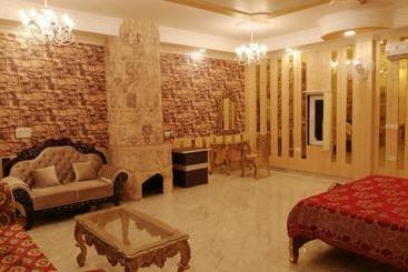 استراحتگاه Mann The Palm Retreat