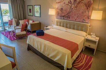 هتل Gran Muthu Imperial