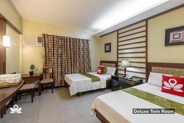 هتل Zen Rooms Jj S Seafood Tagbilaran