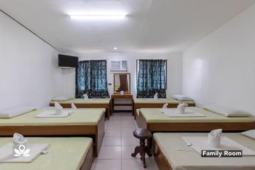 هتل Zen Rooms Jj S Seafood Tagbilaran