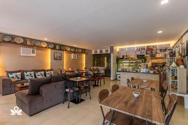 هتل Zen Rooms Jj S Seafood Tagbilaran