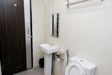 V Motel By Oyo Rooms