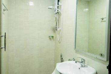 V Motel By Oyo Rooms